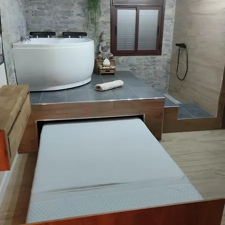 Apartament Estudio Jacuzzi Luz De Jerez *