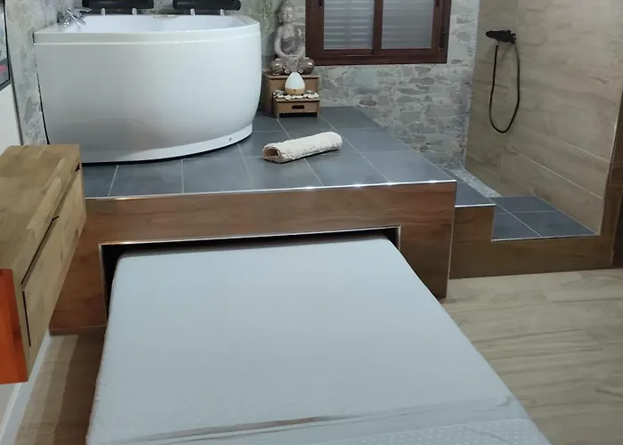 아파트 Estudio Jacuzzi Luz De Jerez *